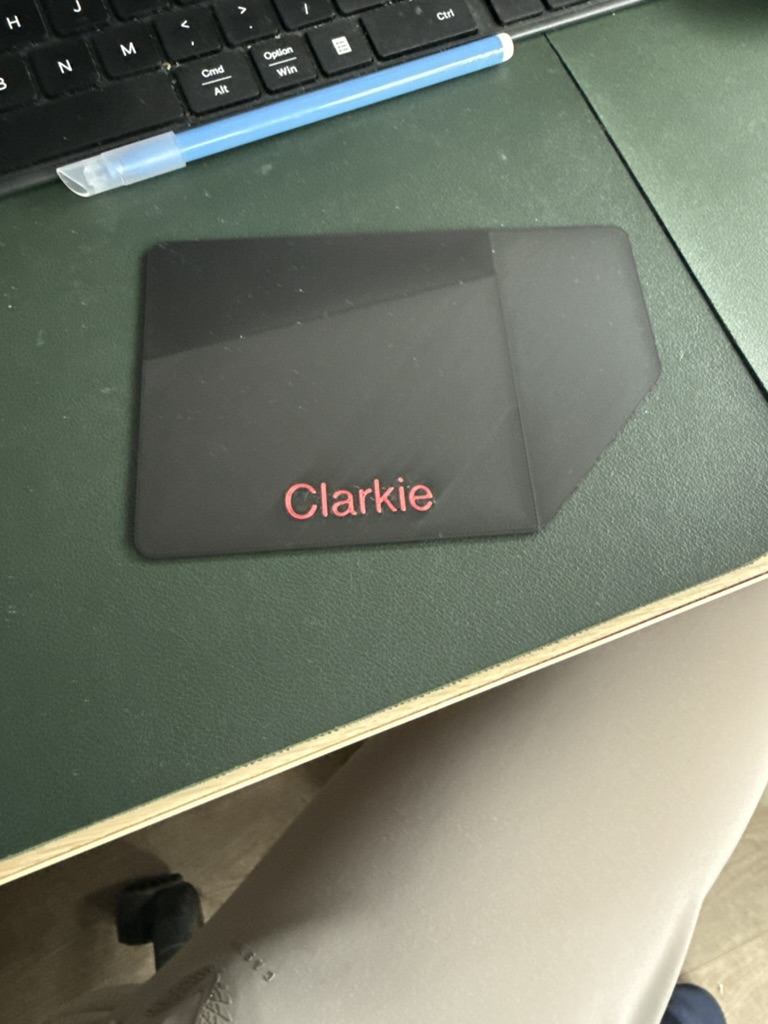 Personal plate with Clarkie in red